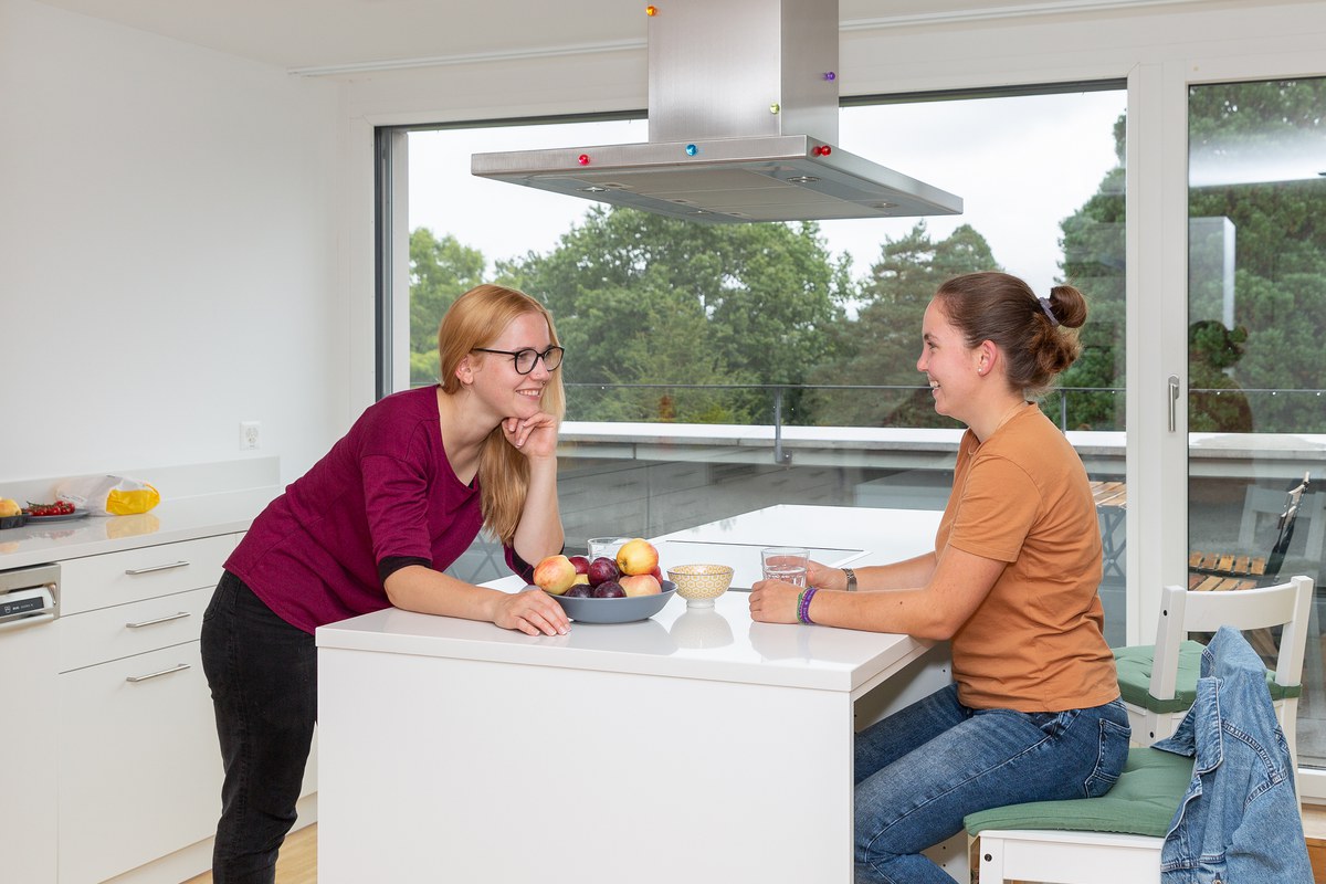 Student*innen im Burgerspittel. Vergrösserte Ansicht